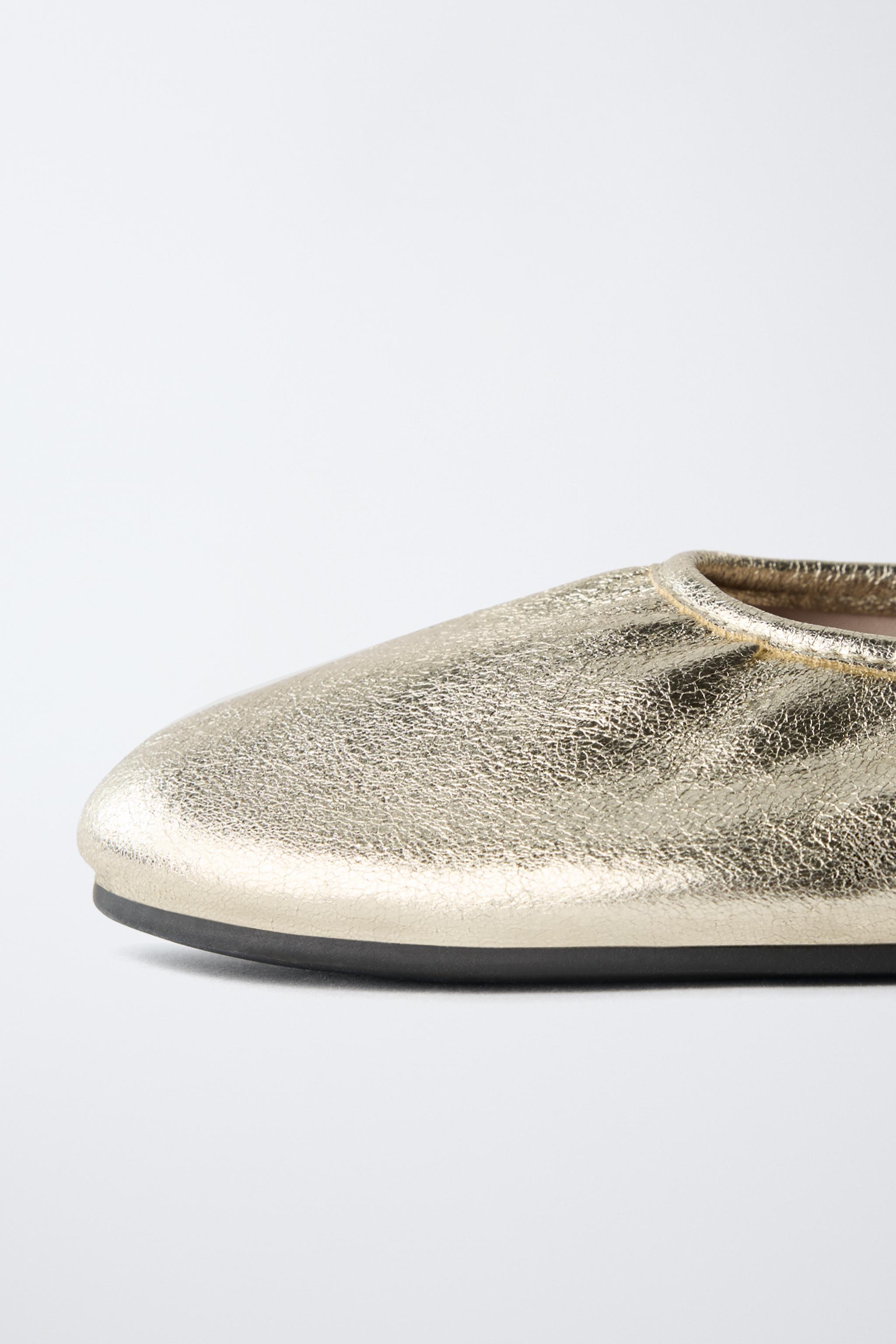 METALLIC BALLET FLATS